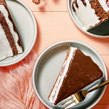 Torta de Chocolate com Marshmallow: receita ideal para comemorar o Dia das Mães sem sair de casa