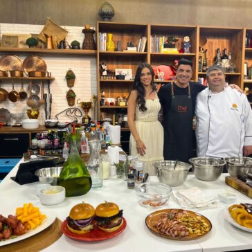 Chef Wagner Ribeiro, do Johnny Rockets, ensina receitas com produtos Pamplona no The Chef, com Edu Guedes